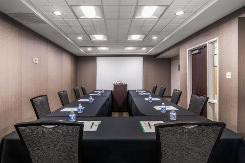 SpringHill Suites Phoenix Glendale Sports & Entertainment District - image 50