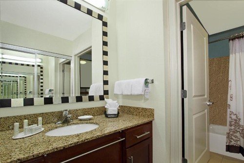 Residence Inn Phoenix Glendale Sports & Entertainment District - image 30