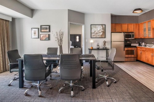 Residence Inn Phoenix Glendale Sports & Entertainment District - image 4