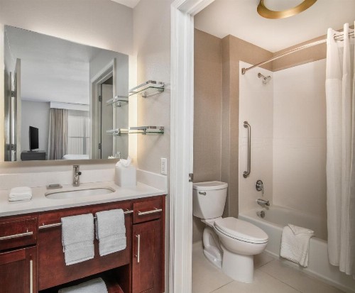 Residence Inn Phoenix Glendale Sports & Entertainment District - image 41
