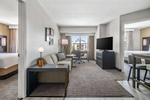 Residence Inn Phoenix Glendale Sports & Entertainment District - image 46