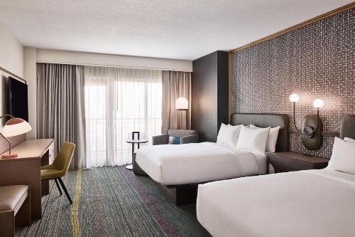 Renaissance Phoenix Glendale Hotel & Spa - image 13