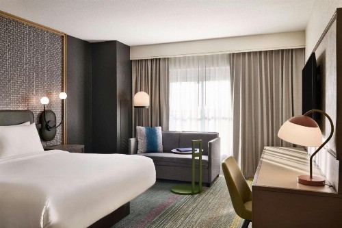 Renaissance Phoenix Glendale Hotel & Spa - image 32