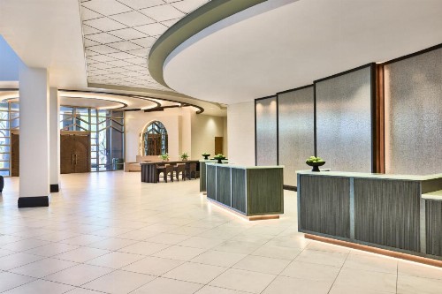 Renaissance Phoenix Glendale Hotel & Spa - image 5