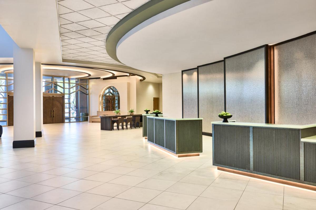Renaissance Phoenix Glendale Hotel & Spa - image 6