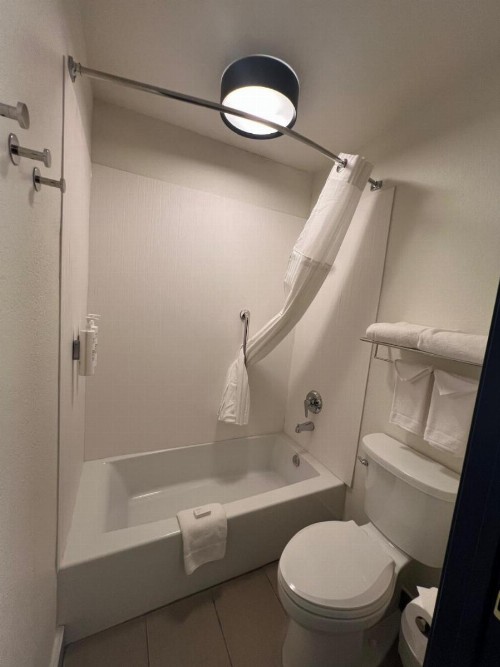 Comfort Inn & Suites North Glendale - Bell Road - image 39