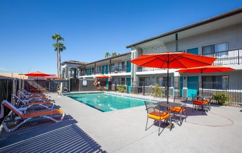 Quality Inn Glendale at Arrowhead Towne Center - image 35