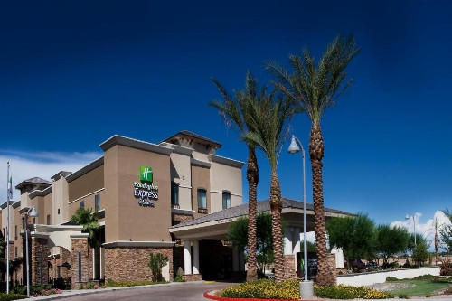 Holiday Inn Express & Suites Phoenix Glendale Dist an IHG Hotel