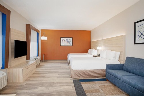 Holiday Inn Express & Suites Phoenix Glendale Dist an IHG Hotel - image 25
