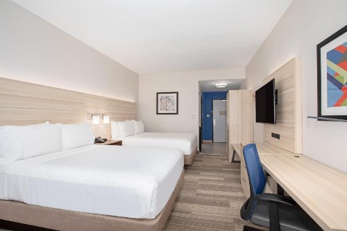 Holiday Inn Express & Suites Phoenix Glendale Dist an IHG Hotel - image 29
