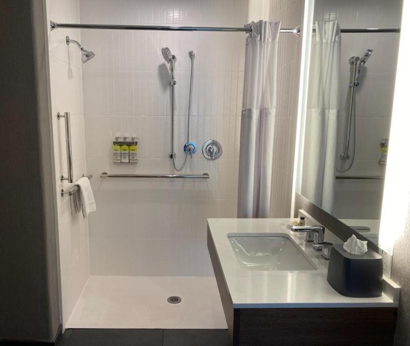 Staybridge Suites Phoenix Glendale Sports Dist an IHG Hotel - image 7