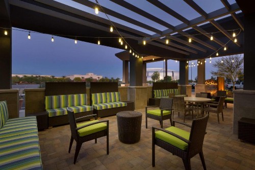Home2 Suites By Hilton Glendale Westgate - image 10