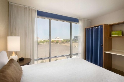 Home2 Suites By Hilton Glendale Westgate - image 20