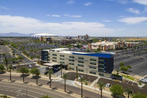 Aloft Glendale at Westgate - image 22