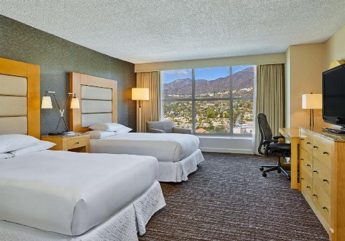 Hilton Los Angeles North-Glendale & Executive Meeting Center - image 2