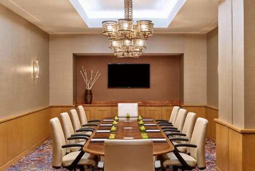 Hilton Los Angeles North-Glendale & Executive Meeting Center - image 5