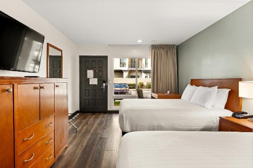 Vagabond Inn Glendale - image 24