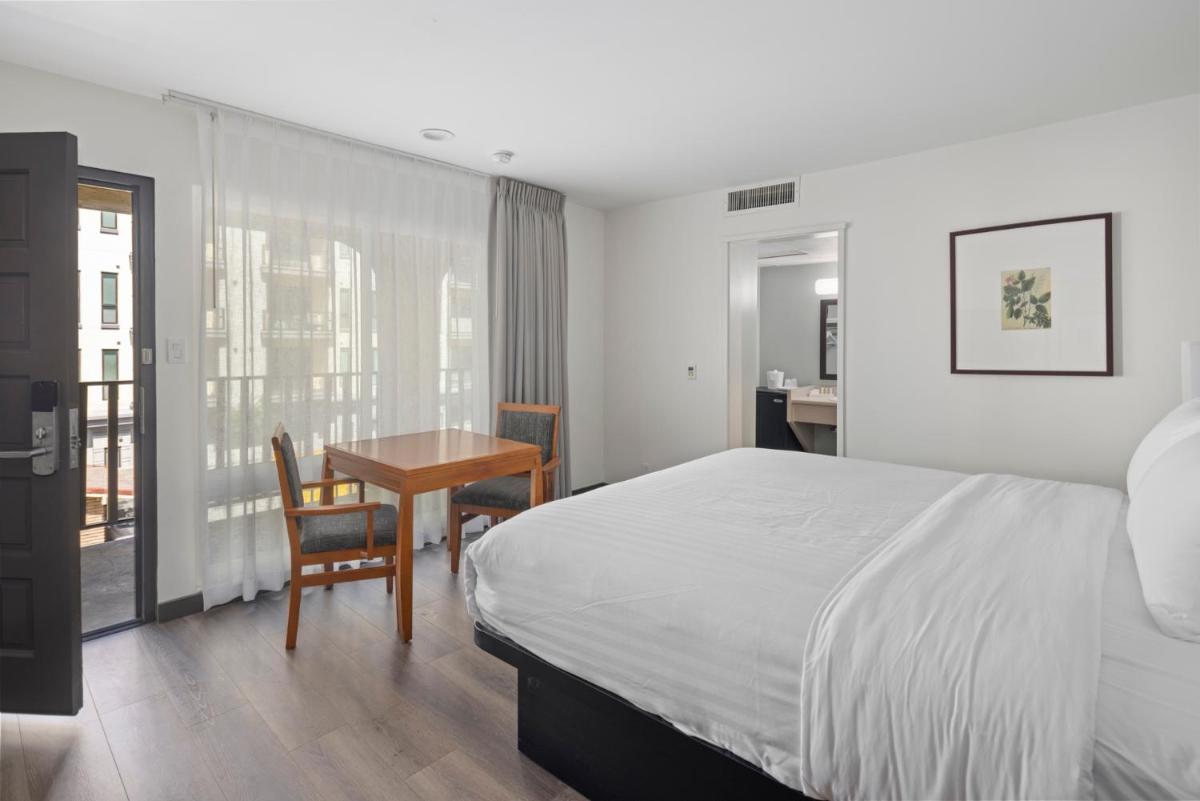 Vagabond Inn Glendale - image 3