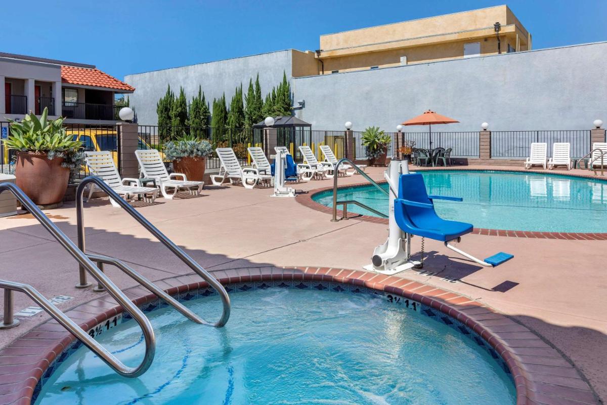 Comfort Inn Near Old Town Pasadena in Eagle Rock CA - image 2