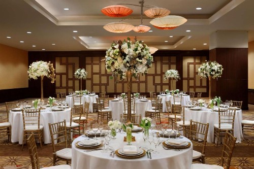 Embassy Suites Los Angeles Glendale - image 32