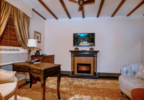 Hotel Brandwood - image 23