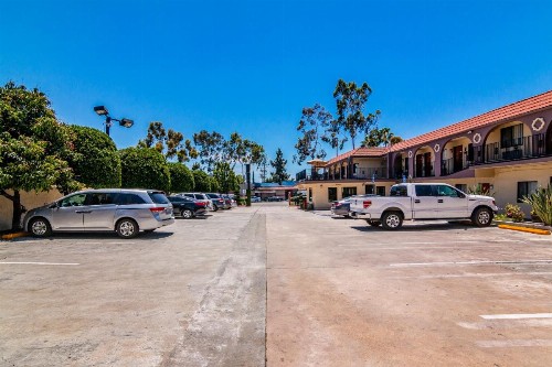Glenridge Inn Glendale - Pasadena - image 2