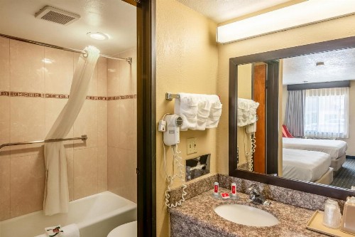 Glenridge Inn Glendale - Pasadena - image 31