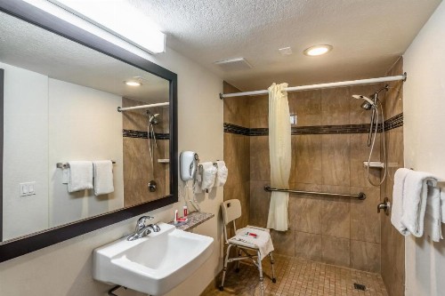 Glenridge Inn Glendale - Pasadena - image 9