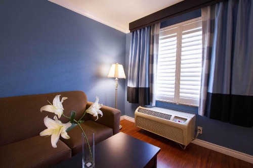 Regency Inn in Los Angeles - image 20