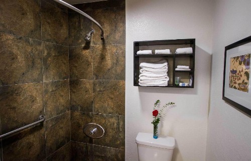 Regency Inn in Los Angeles - image 8