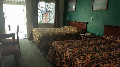 Victory Motel Inn - image 15