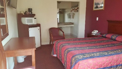 Victory Motel Inn - image 8