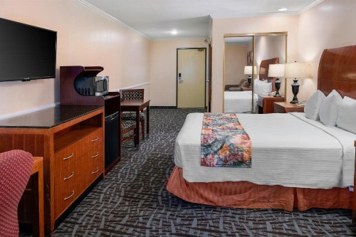 Hotel Glendale Lodge - image 30