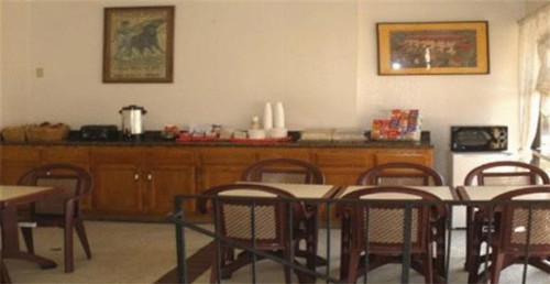 Garden Inn and Suites Glendora - image 3