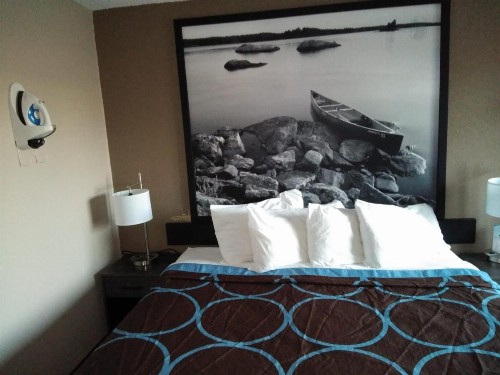 Super 8 by Wyndham Glenwood - image 32