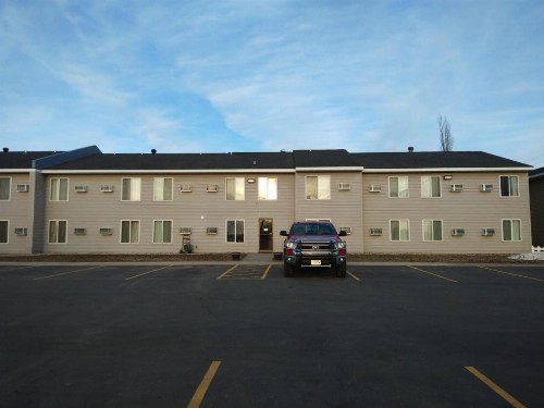 Super 8 by Wyndham Glenwood - image 36