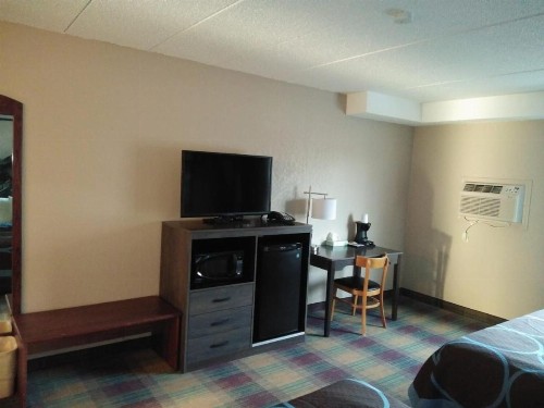 Super 8 by Wyndham Glenwood - image 39