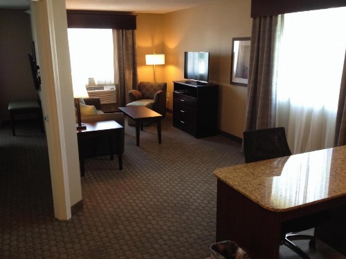 GrandStay Hotel & Suites - Glenwood - image 11
