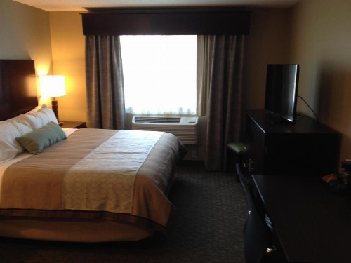 GrandStay Hotel & Suites - Glenwood - image 18