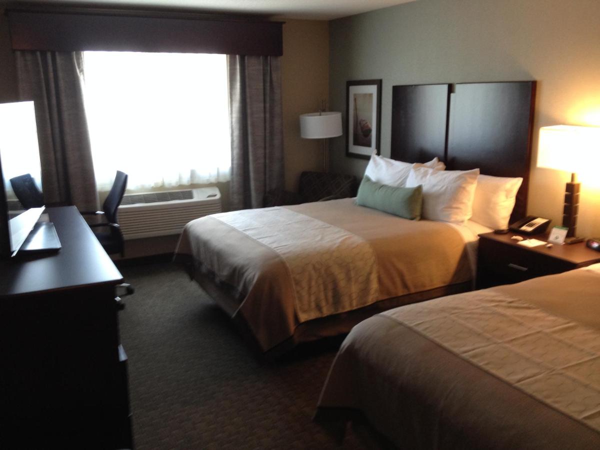 GrandStay Hotel & Suites - Glenwood - image 2