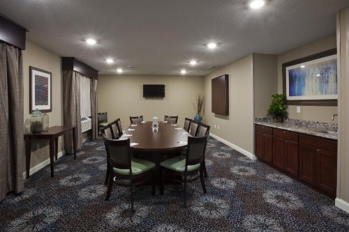 GrandStay Hotel & Suites - Glenwood - image 20
