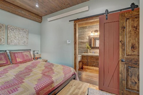 SkyRun Cabin cabin - image 25