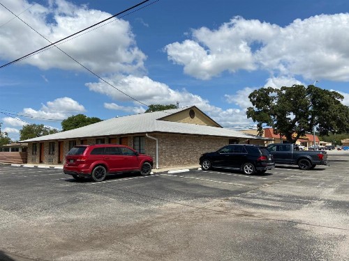 Redbud Inn - image 10