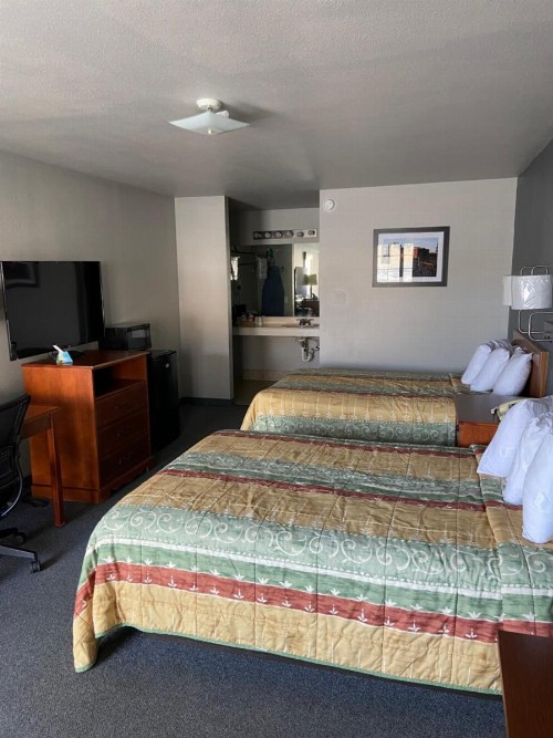 Redbud Inn - image 11