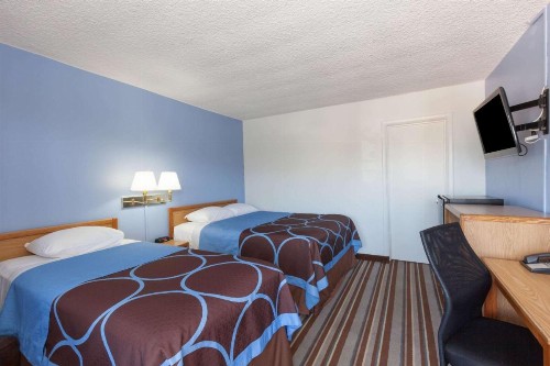 Super 8 by Wyndham Santa Barbara/Goleta - image 3