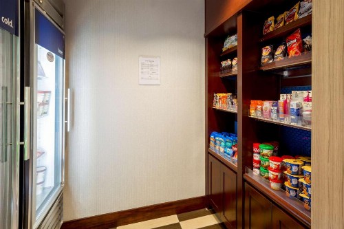 Hampton Inn Santa Barbara/Goleta - image 10