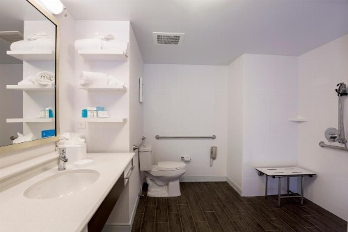 Hampton Inn Santa Barbara/Goleta - image 36