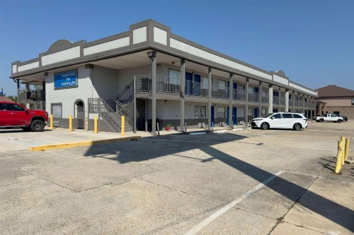 Days Inn by Wyndham Gonzales - image 19