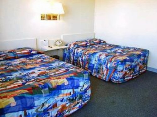 Motel 6-Goodland KS - image 2