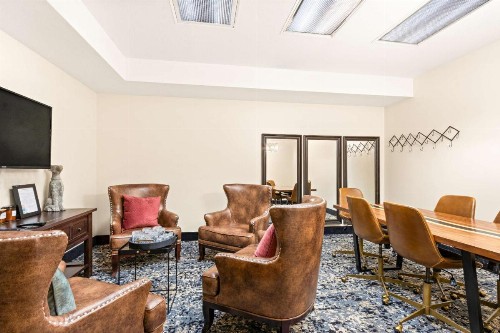 Hampton Inn & Suites Phoenix-Goodyear - image 40